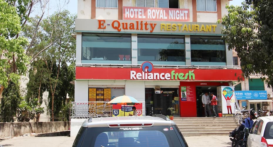 Hotel Royal Night, Ahmedabad 1